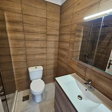 Apartment Nikcon 2 Bedroom House *